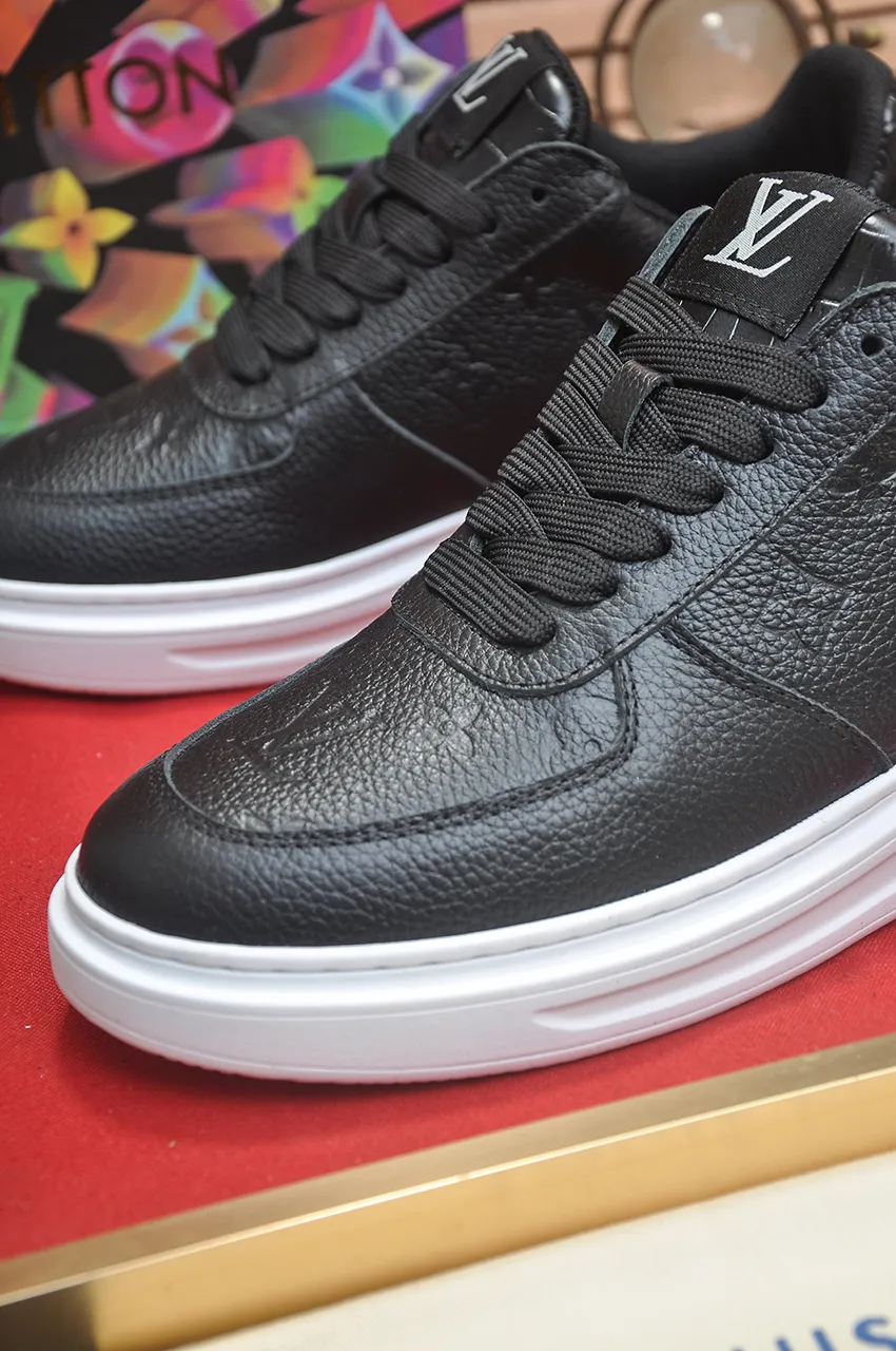 Men's shoes 💰540💶[LOUIS VUITTON] Original order price (water-dyed cowhide lining) new model 🍀LV Louis Vuitton * - top version of LV classic trendy shoes! Made of imported original cowhide, water-dyed cowhide lining, and original wear-resistant rubber outsole! High quality products! Code number 38-45 (45 is custom-made and cannot be returned or exchanged)